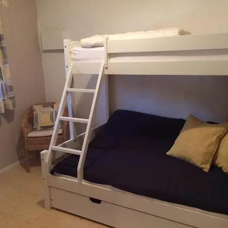 On With Walking Distance To Everything 아파트 *